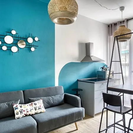 Altido Quirky Flat With Balcony * Milano