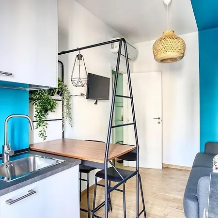 Daire Altido Quirky Flat With Balcony *